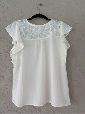 Monteau White Floral Lace Yoke Flutter Sleeve Blouse